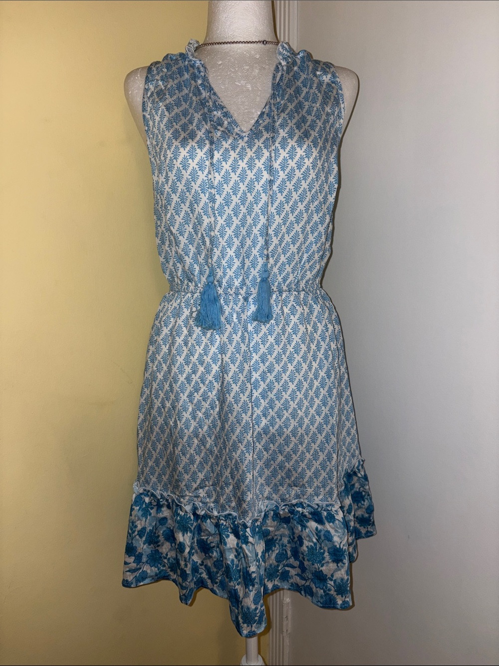 Cupshe Light Blue Printed Sleeveless Tassel Tie Mini Dress